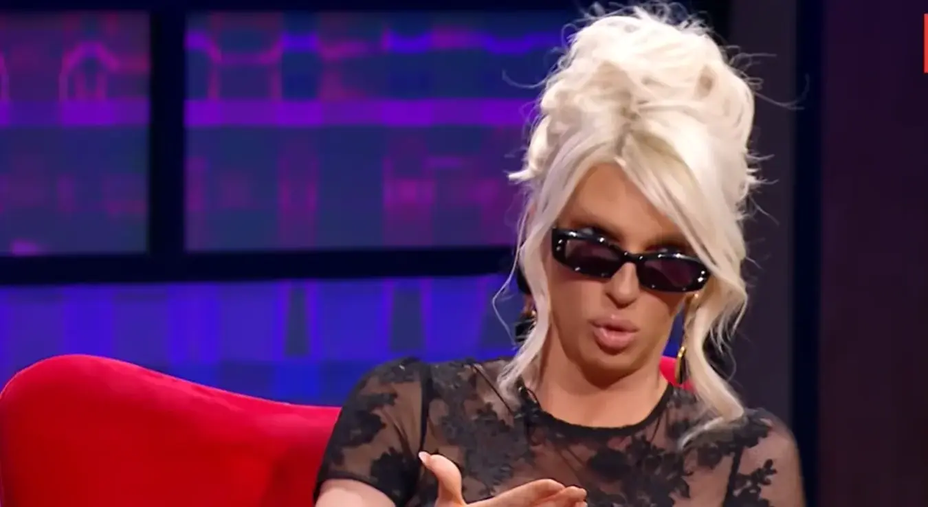 Јелена Карлеуша