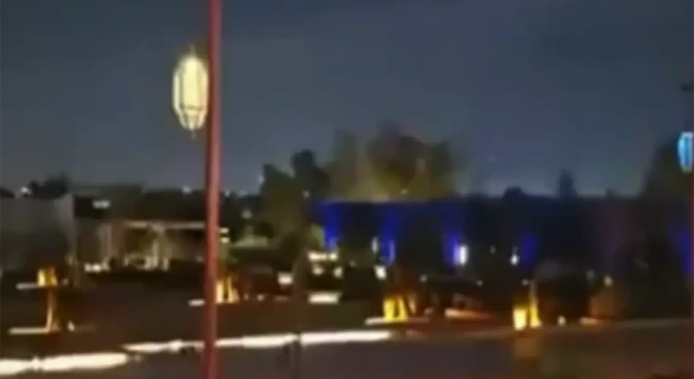 Урушио се кров америчке амбасаде у Ријаду