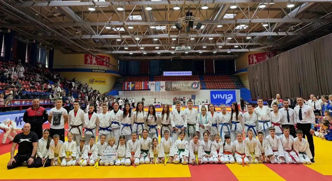 Џиу-џицу клуб "Јахорина" са Пала освојио је 39 медаља на међународним турниру у Бањалуци на којем је учествовало око 500 такмичара из региона.