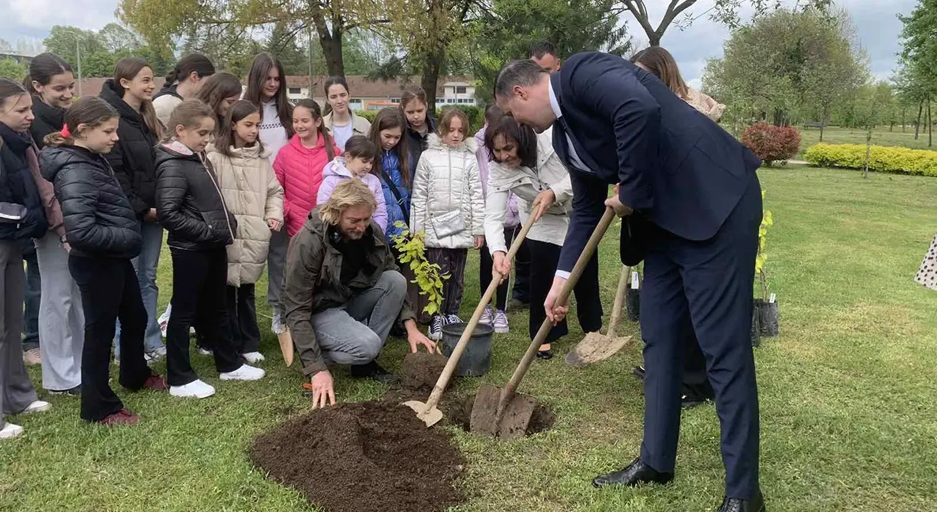 Випотник садио букву