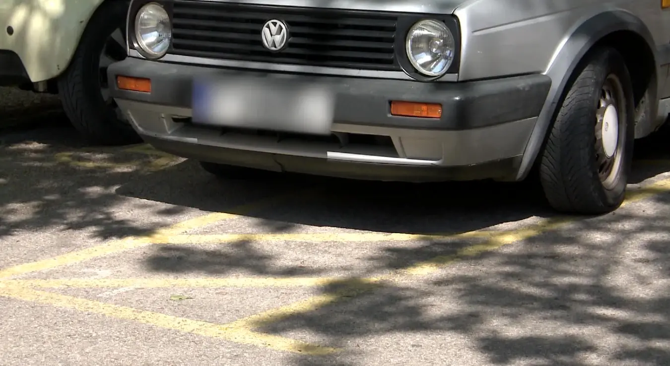 Паркинг за особе са инвалидитетом