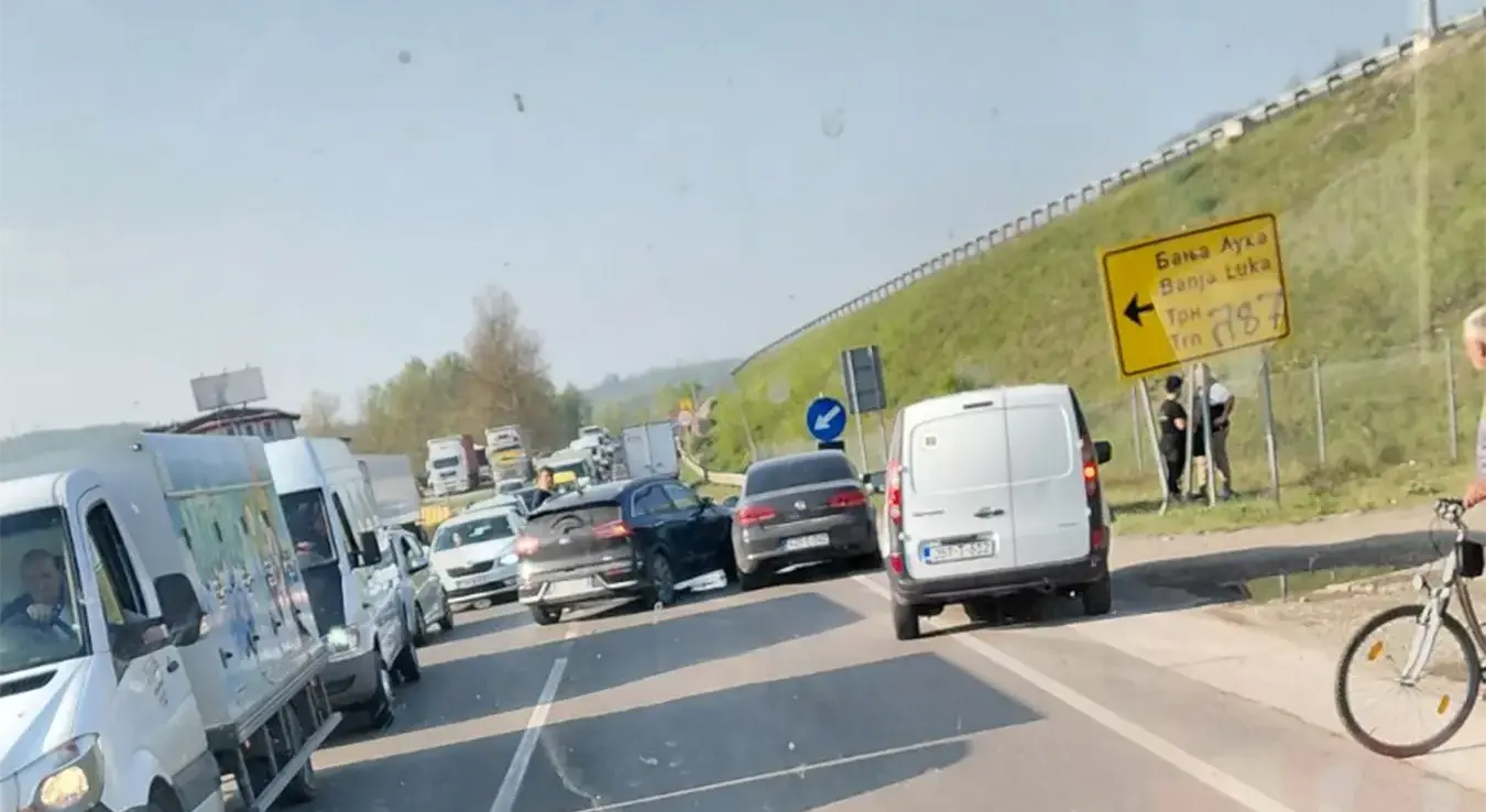 Удес два возила у Клашницама.