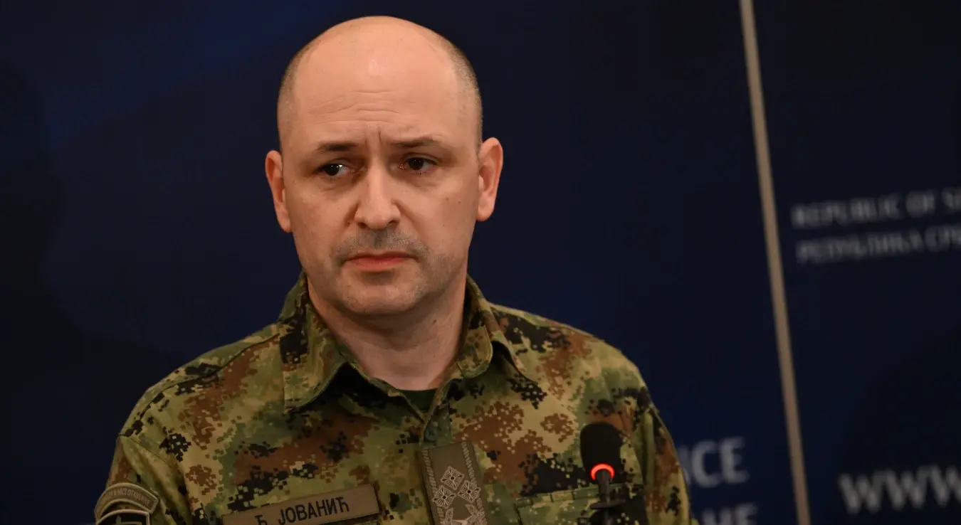 Директор Војнобезбедносне агенције (ВБА) Ђуро Јованић обратио се јавности и изнио више детаља о дешавању у дијелу општине Кањижа, гдје су пронађене веће количине експлозива недалеко од гасовода.