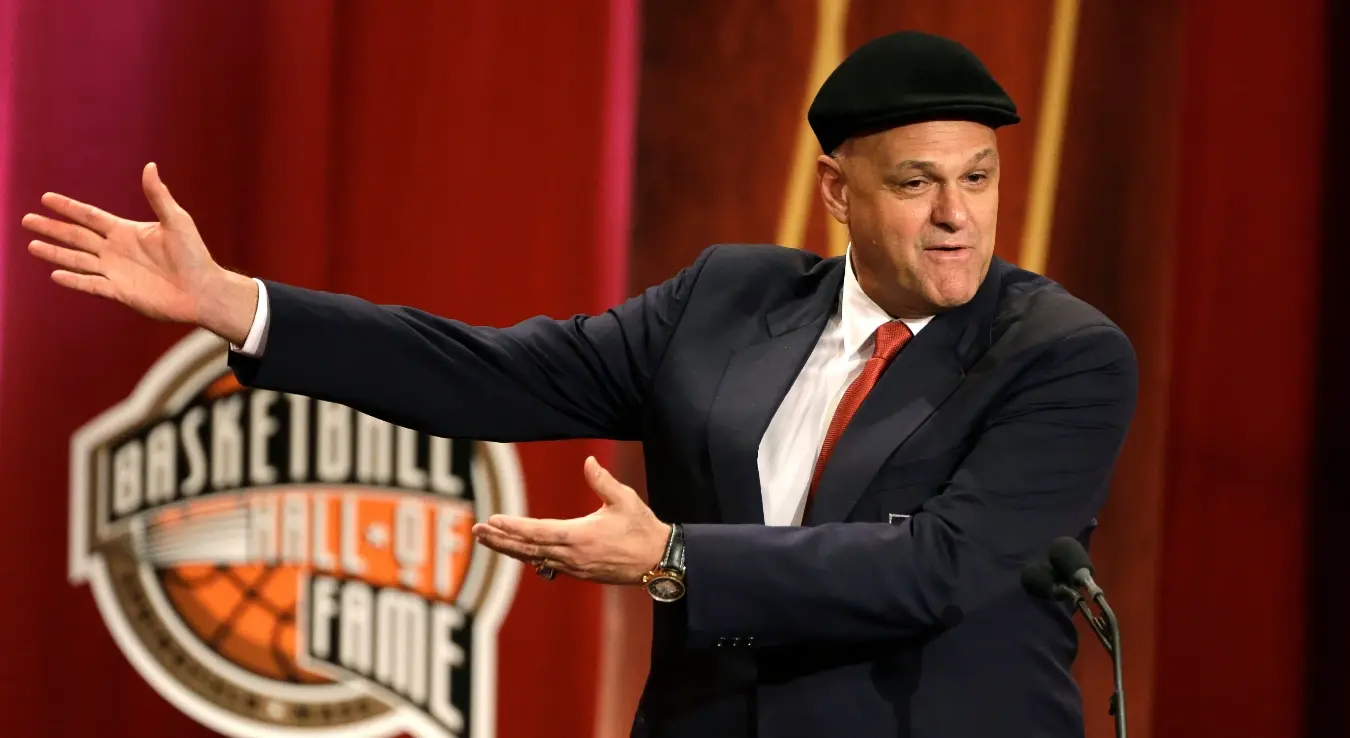 Оскар Шмит, бразилски кошаркаш на пријему у Кући славних