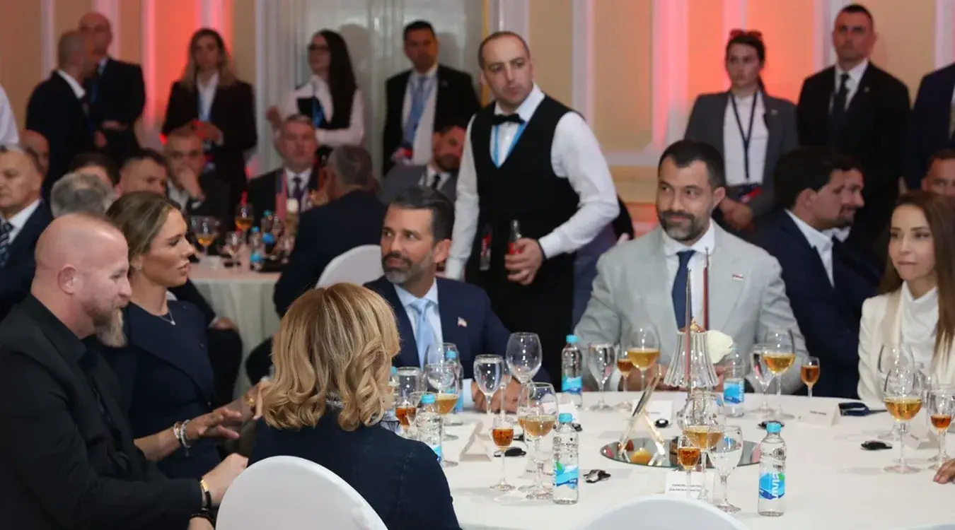 Игор Додик и Доналд Трамп Млађи на Форуму у Банском двору