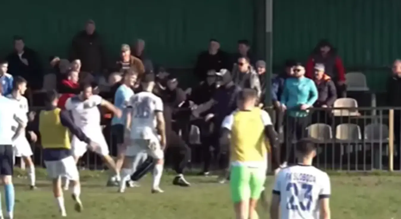 Туча на мечу Слобода - Ветерник, хулигани тукли играче