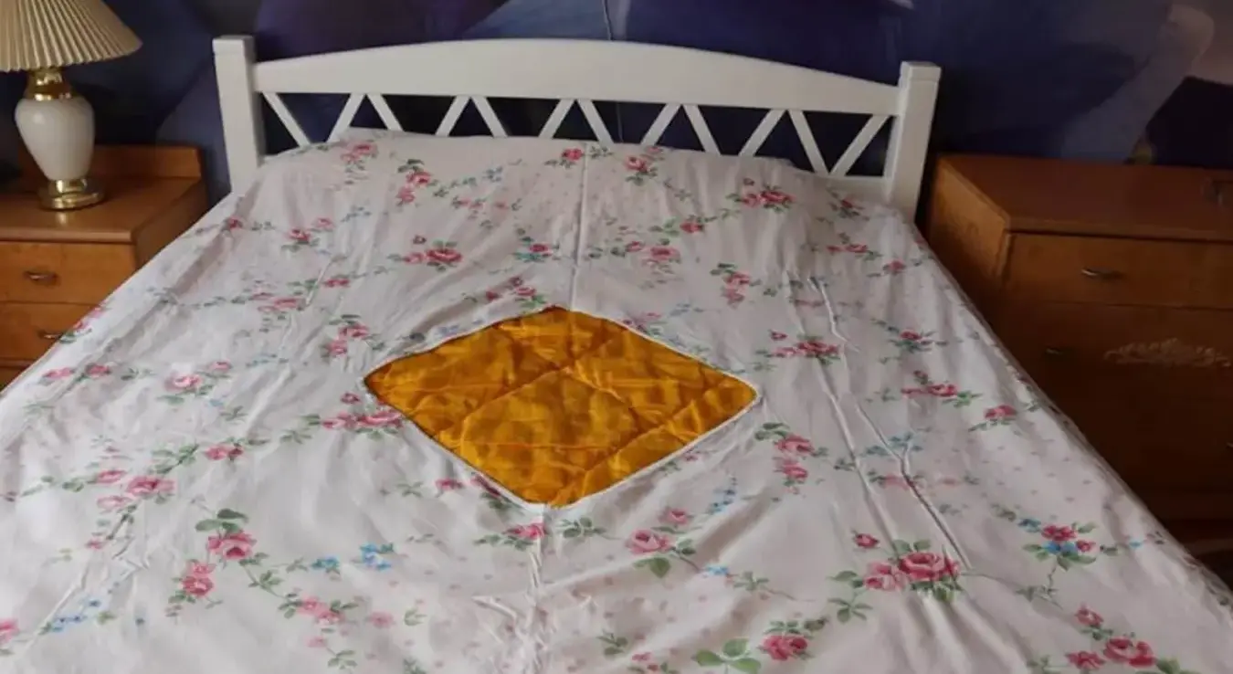 Јорганска навлака са отвором