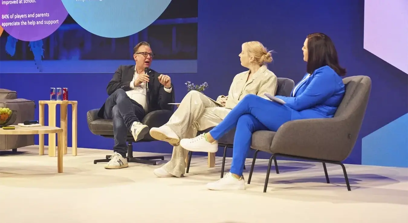 "Phygital" револуција: Зашто је традиционални спорт невидљив новим генерацијама?