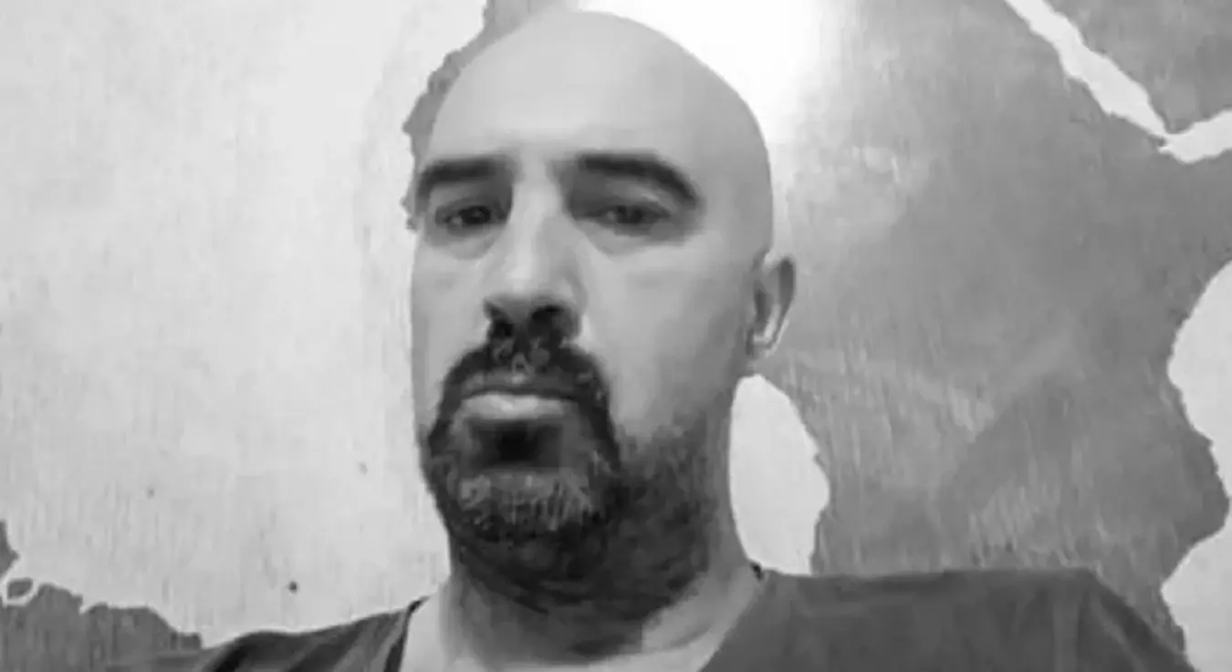 Ово је Синиша коме је пресудио рођени брат: Мајку затекао стравичан призор у кући