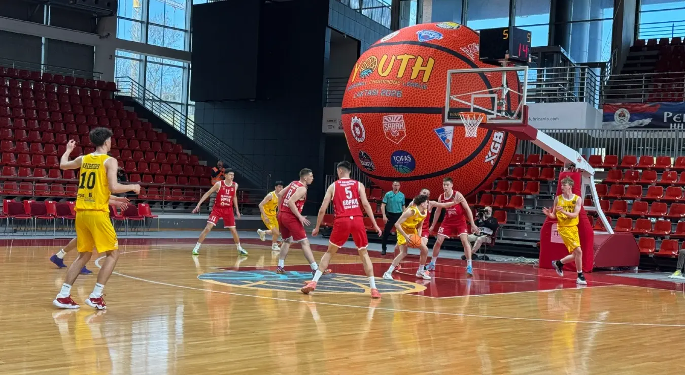 Јуниорска селекција Остендеа на мечу против Борца