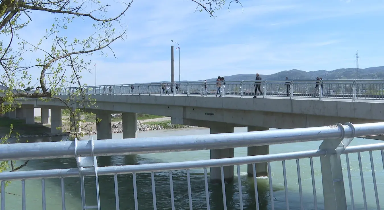 Мост у Чесми