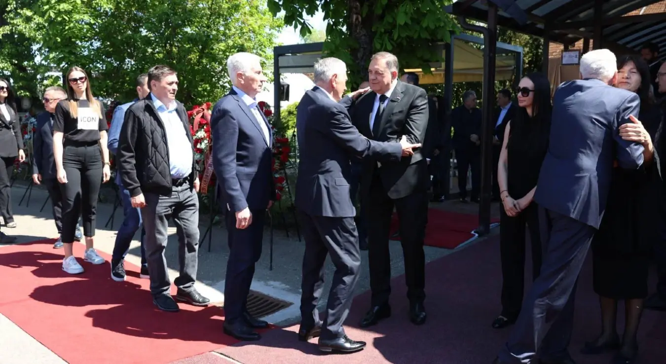 Сахрана Мире Додик