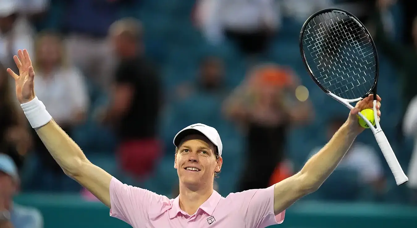 Јаник Синер