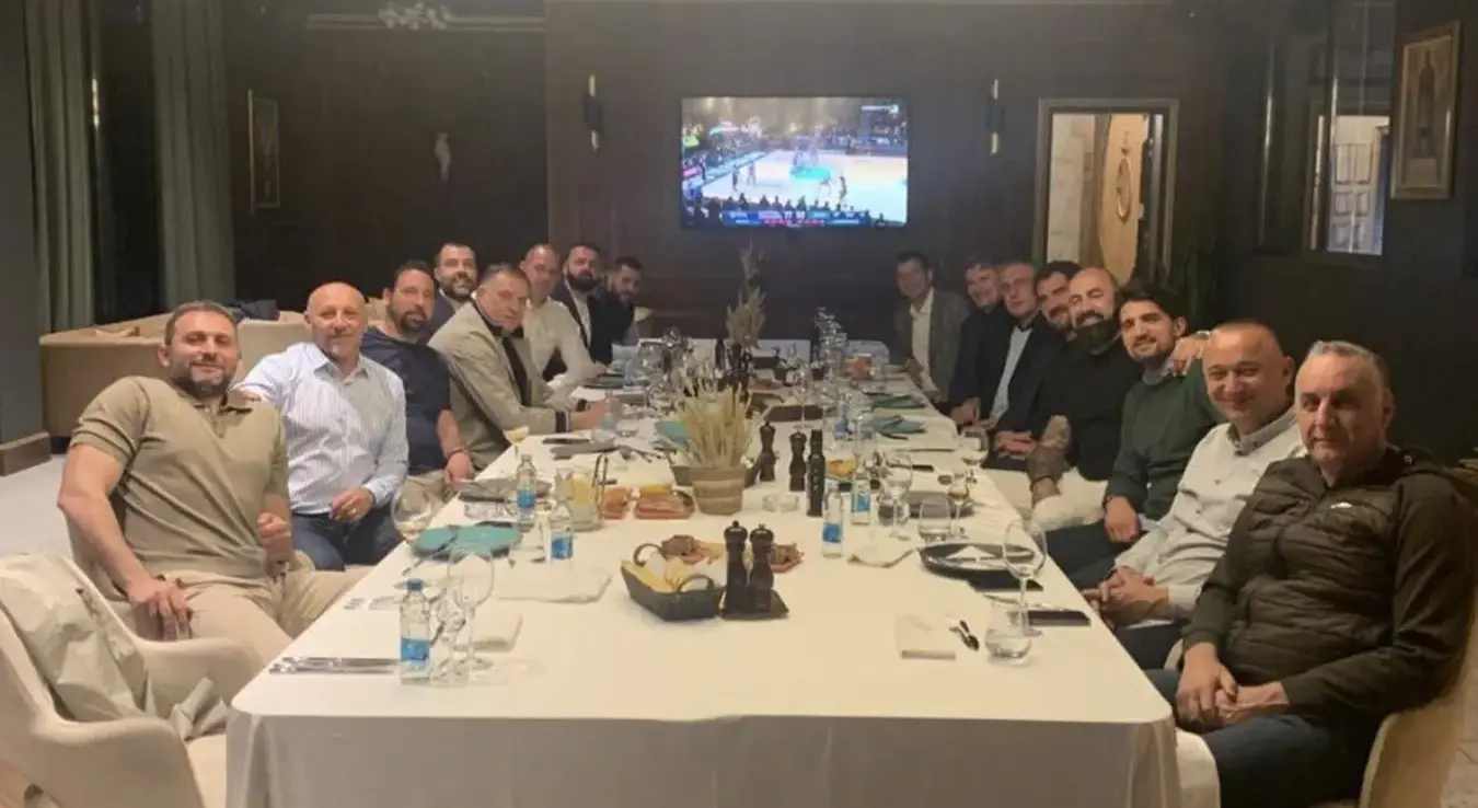 Хорхе Гарбахос у Лакташима на дружењу са лидером СНСД-а Милорадом Додиком