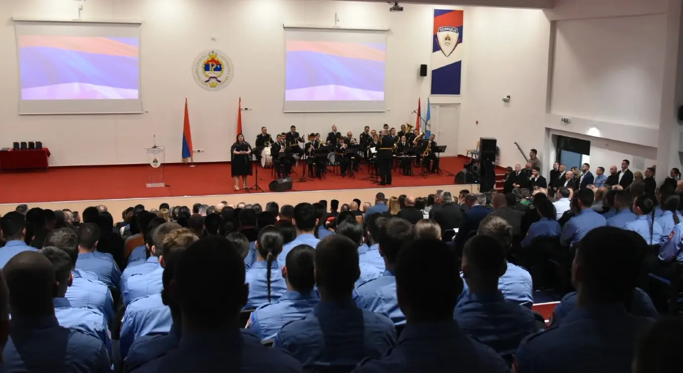 Централна свечаност поводом обиљежавања Дана полиције - 4. априла одржава се у Центру за обуку у Залужанима, гдје је планирана показна вјежба припадника Специјалне антитерористичке јединице, Жандармерије и Управе за ваздухопловство.