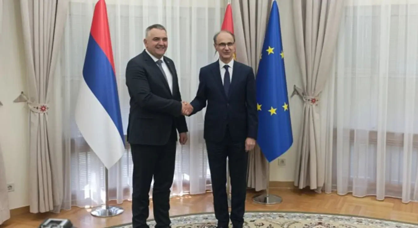 Минић са Мацутом у Београду