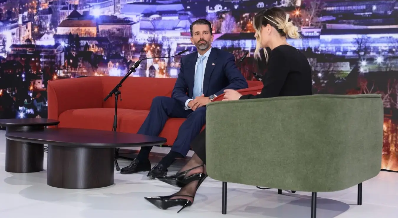 Доналд Трамп Млађи на панел-дискусији у Банском двору у Бањалуци.