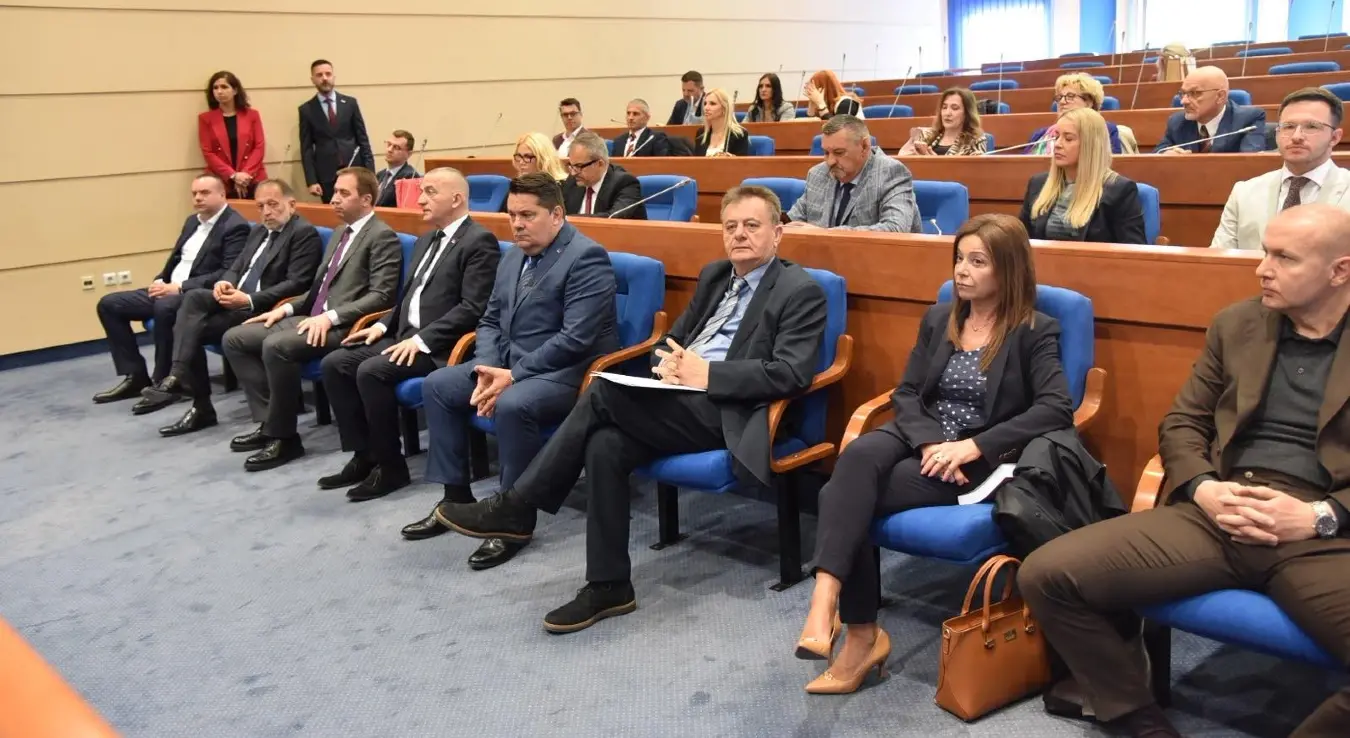 "Малољетничко насиље у порасту, потребна су нам нова рјешења"