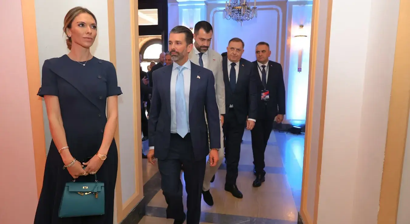 Амерички модел, инфлуенсерка и филантропкиња Бетина Андерсон присуствује Панел дискусији у Банском двору у Бањалуци.