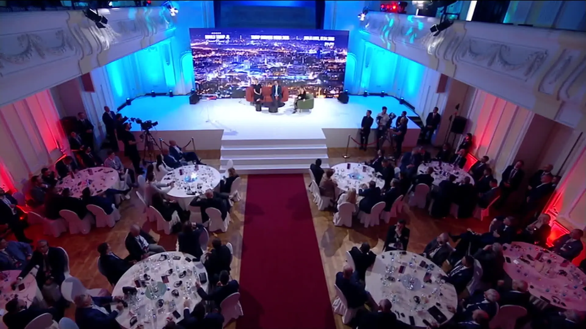 панел-дискусија Бански двор