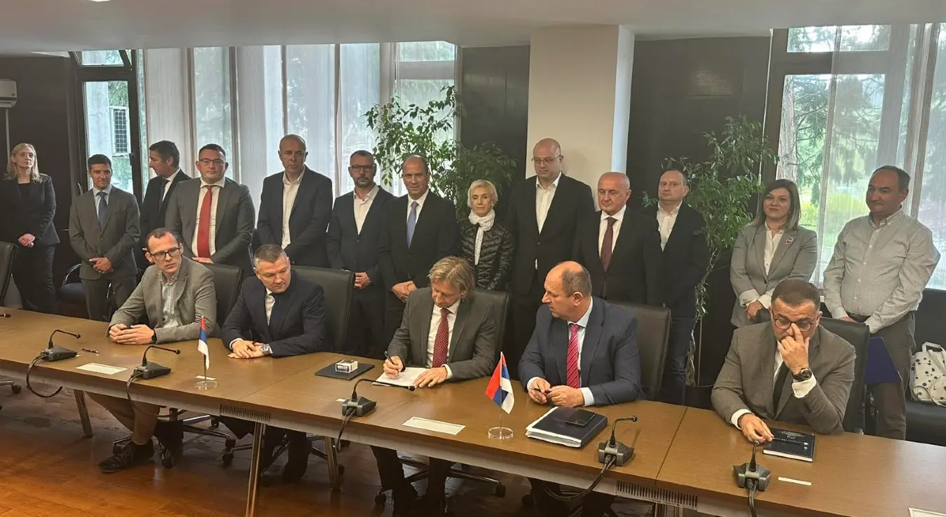 Потписан уговор о измирењу обавеза између РиТЕ Угљевик у предузећа "Електрогосподарство Словеније".