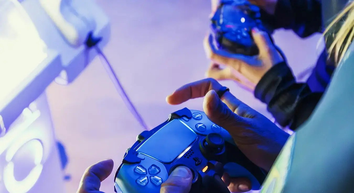 Играње видео игрица