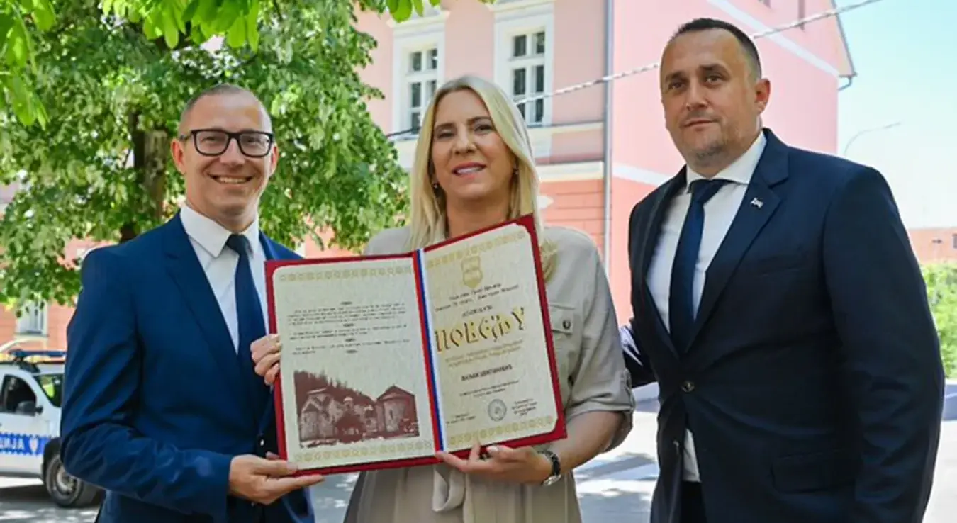Цвијановић: Драго ми је да сам допринијела развоју Прњавора