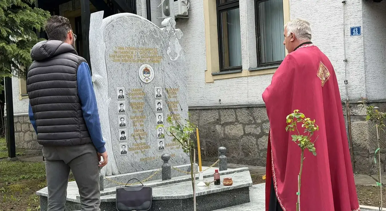 Освештан споменик код ШГ Борја