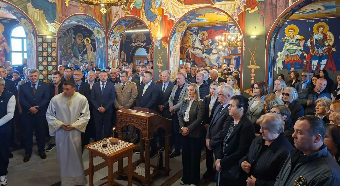 Обиљежавање 34 године од злочина над припадницима ЈНА - служен парастос