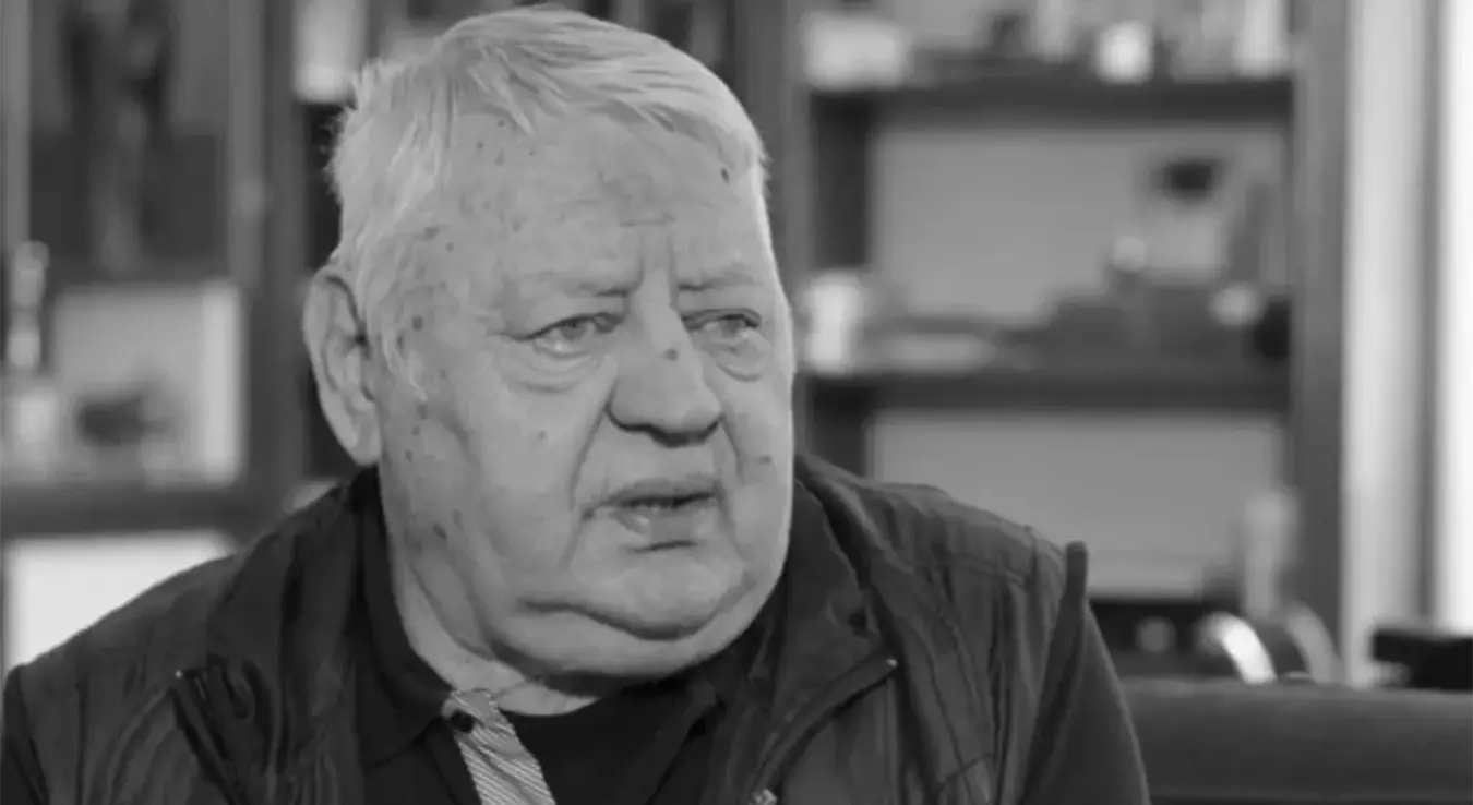 Владимир Цветковић, легендарни кошаркаш Црвене звезде и чувени генерални секретар фудбалског клуба са Маракане, преминуо је у 84. години.
