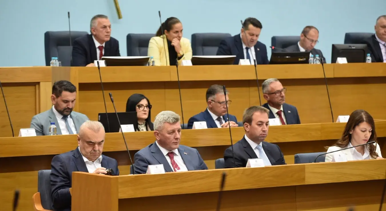 Министри НСРС