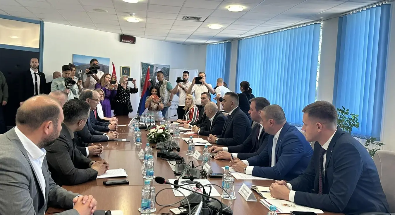 Састанак Минића и Мацута у требињу