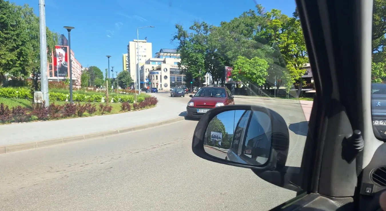 деда вози у контра смјеру