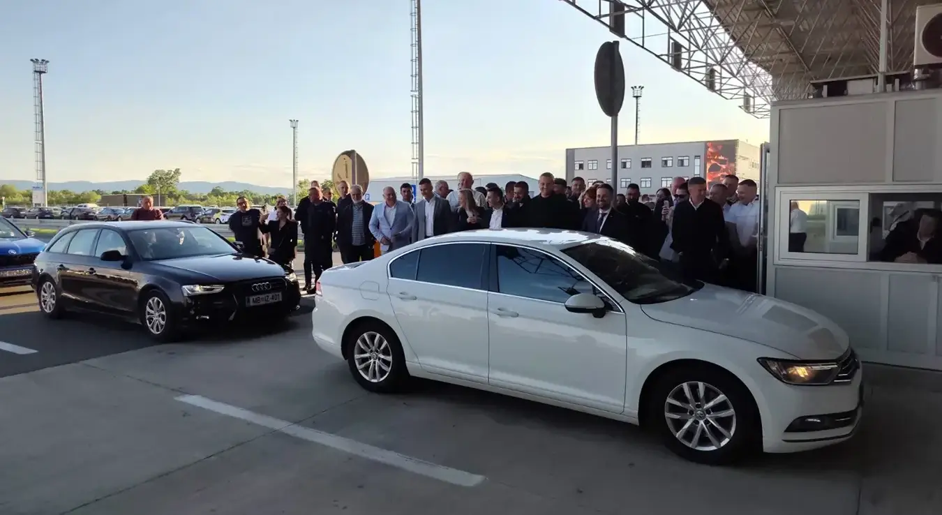 Амиџић: Уз аплауз народа пала још једна блокада, Српска не чека и не стаје!