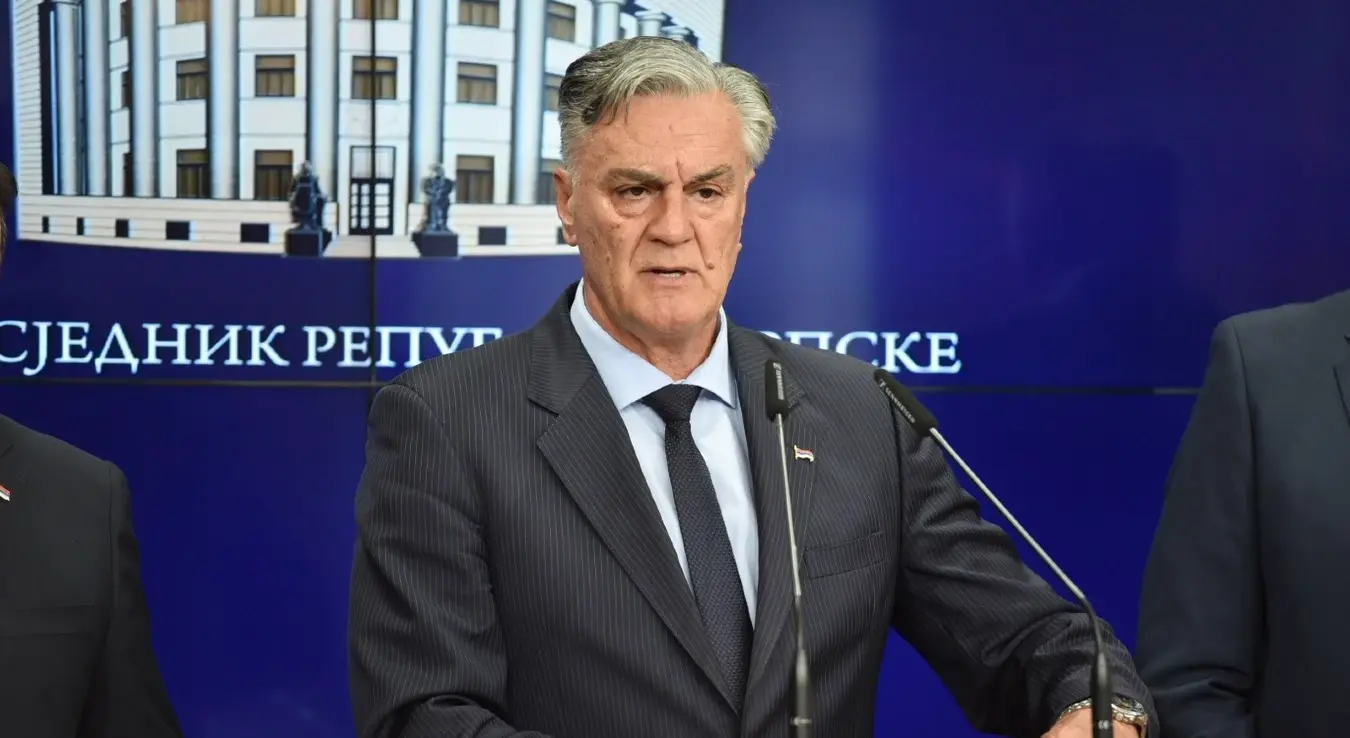 Предсједник Републике Српске Синиша Каран на конференцији за медије