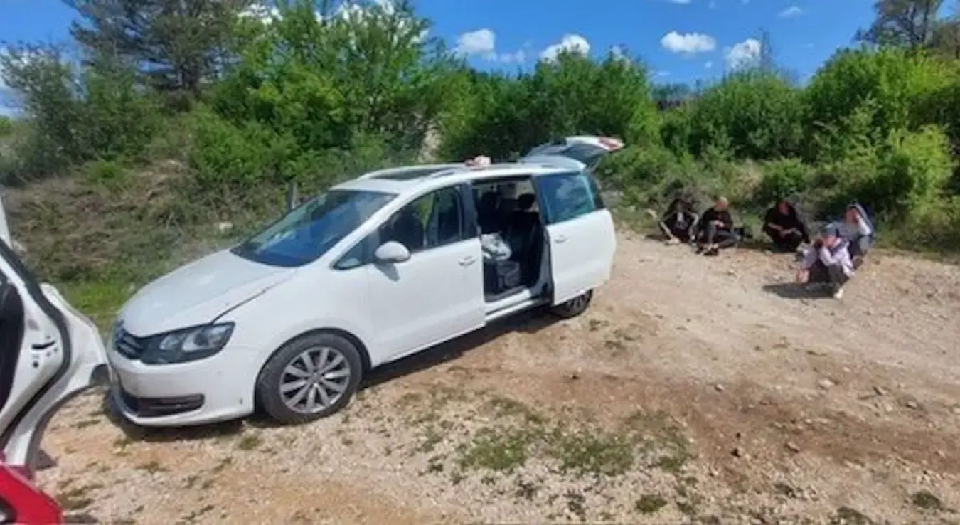 држављани Кине затечени у кријумчарењу људи