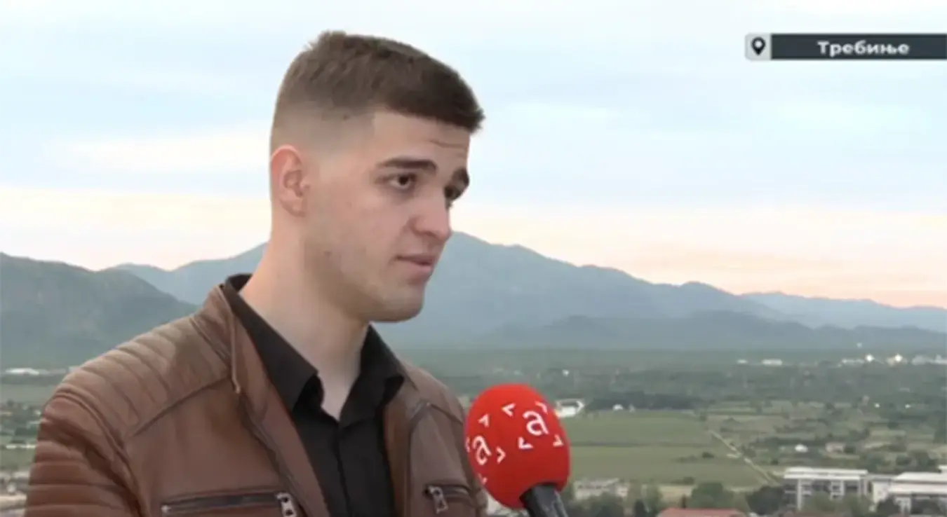 Ученик Гимназије "Јован Дучић" у Требињу Марко Сулавер освојио је главну награду на престижном међународном такмичењу