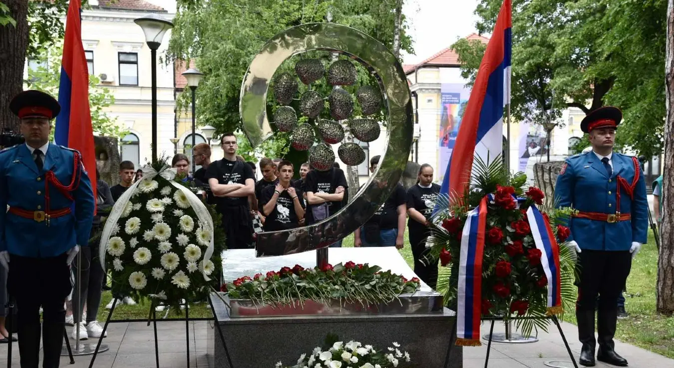 споменик Додик Бањалука