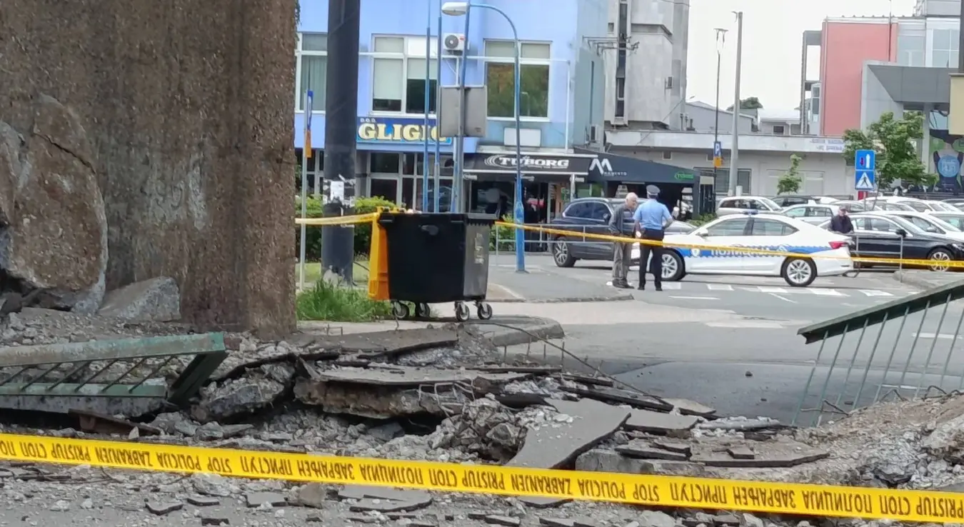 Обрушио се дио Савског моста