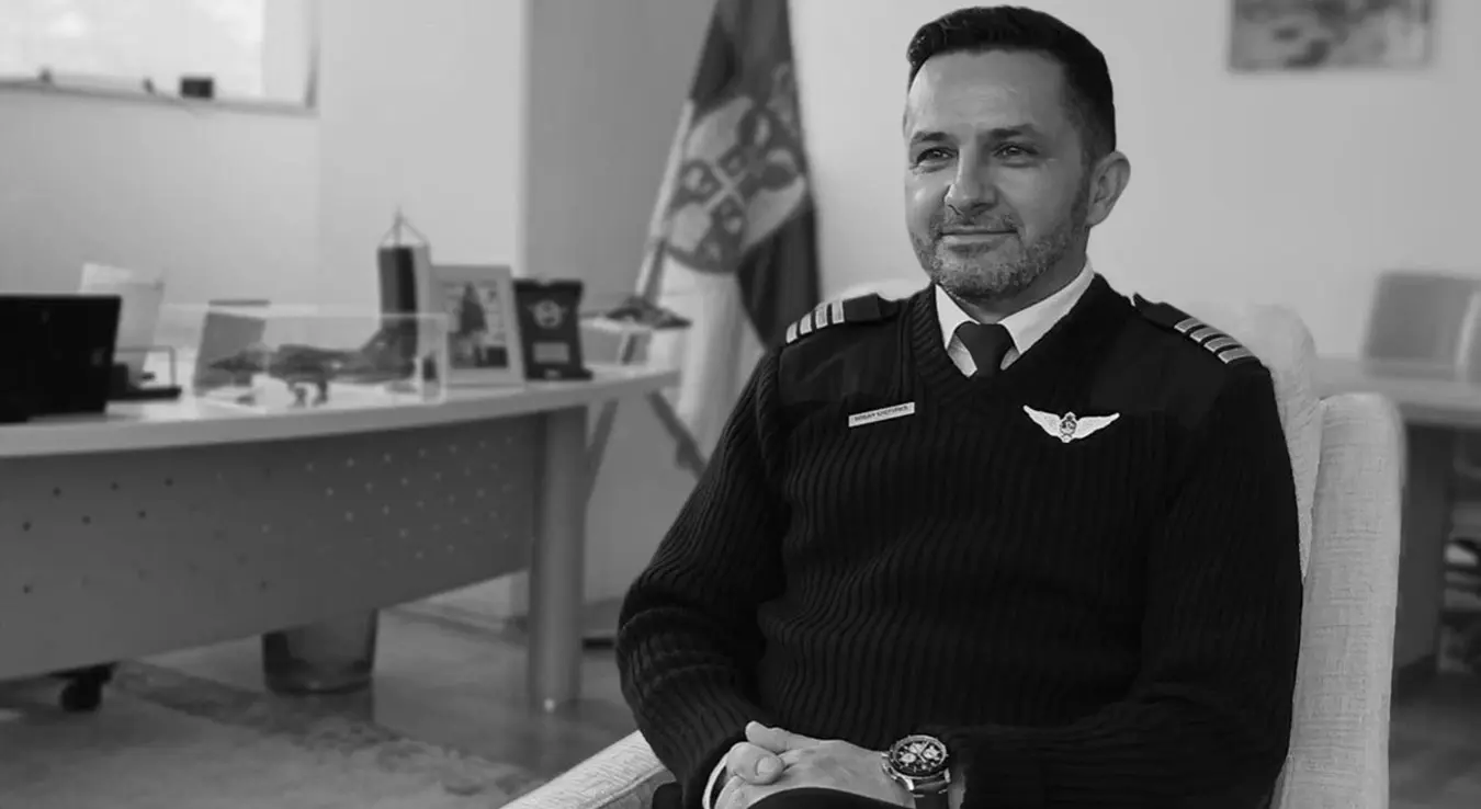 Снимак комеморације поводом смрти Бобана Кустурића