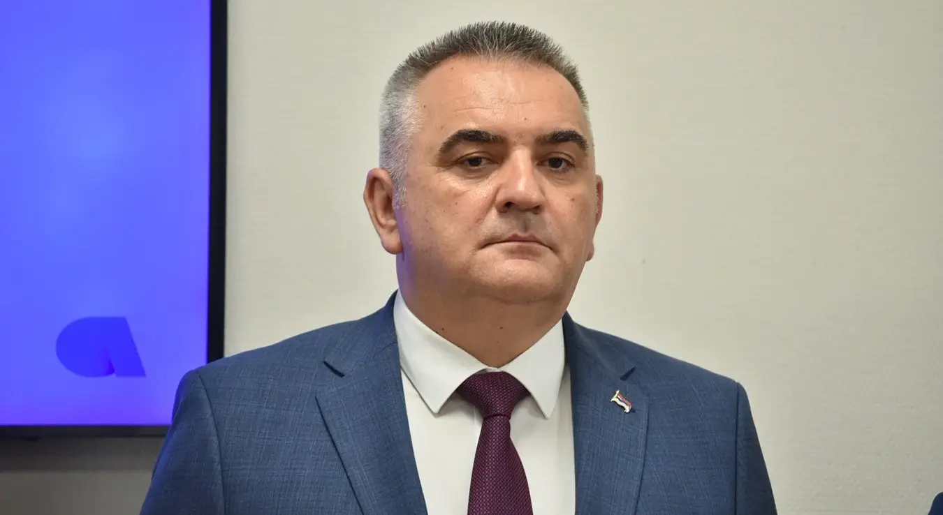 Саво Минић