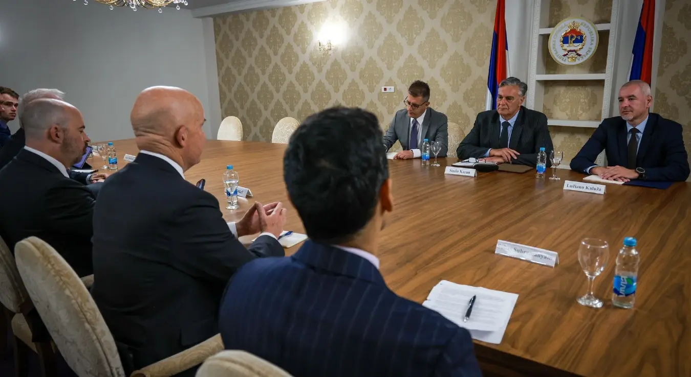 Амерички конгресмени Кит Селф и Сухас Субрамања на састанку а предсједником Републике Српске Синишом Караном у сједишту Владе Републике Српске у Источном Сарајеву с