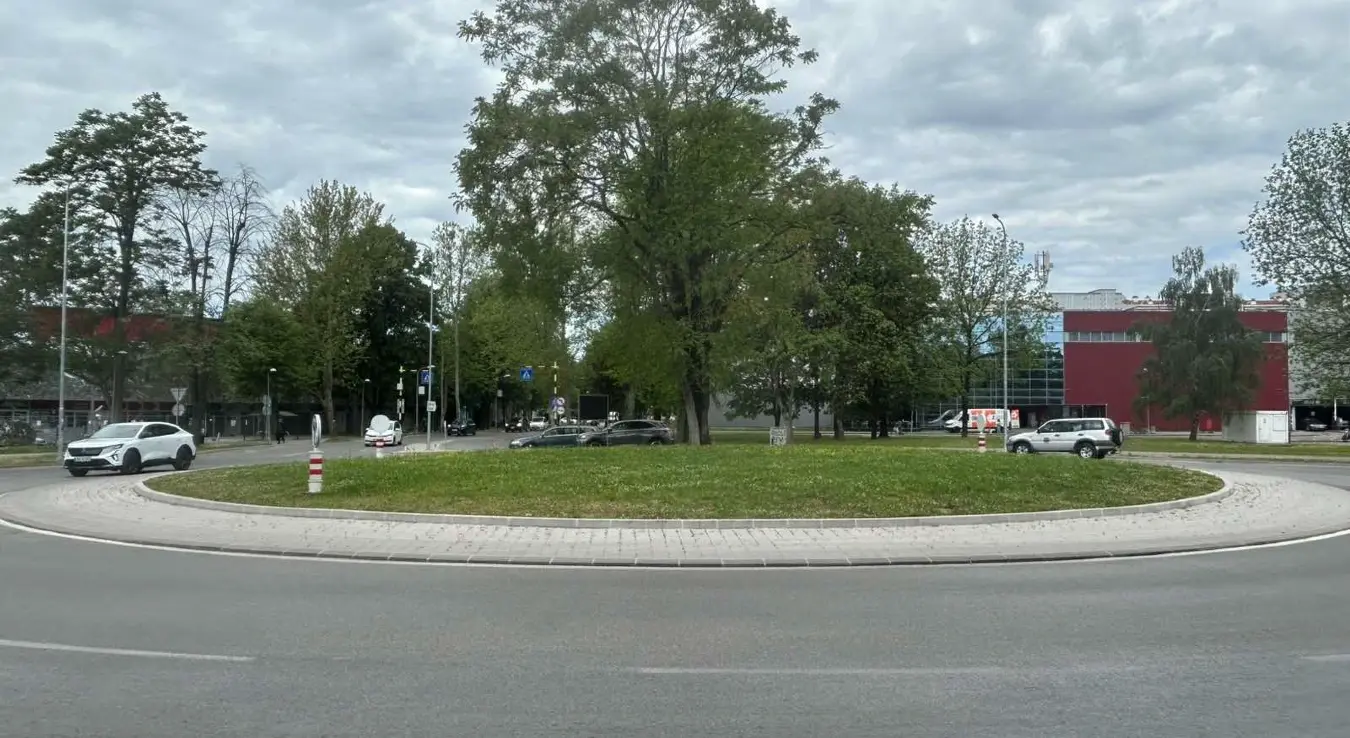 Кружни ток код Меркатора саобраћај аута