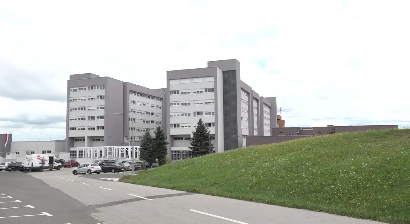 Зграда Универзитетско-клиничког центра Републике Српске.