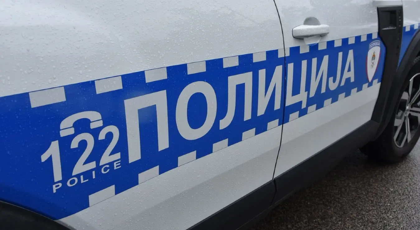 Тешко повријеђен возач у Броду, у Добоју малољетник