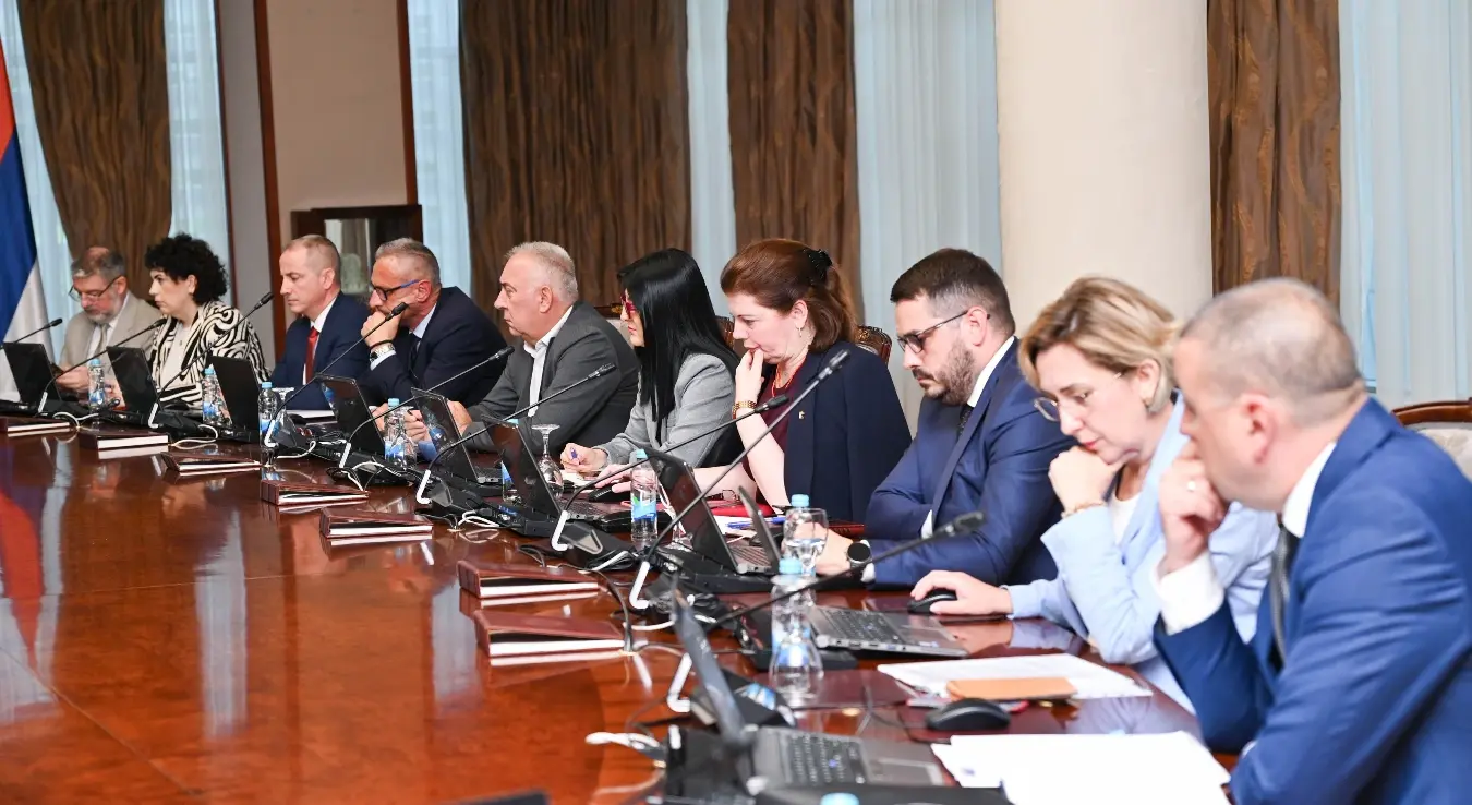 Влада Републике Српске  хитна сједница