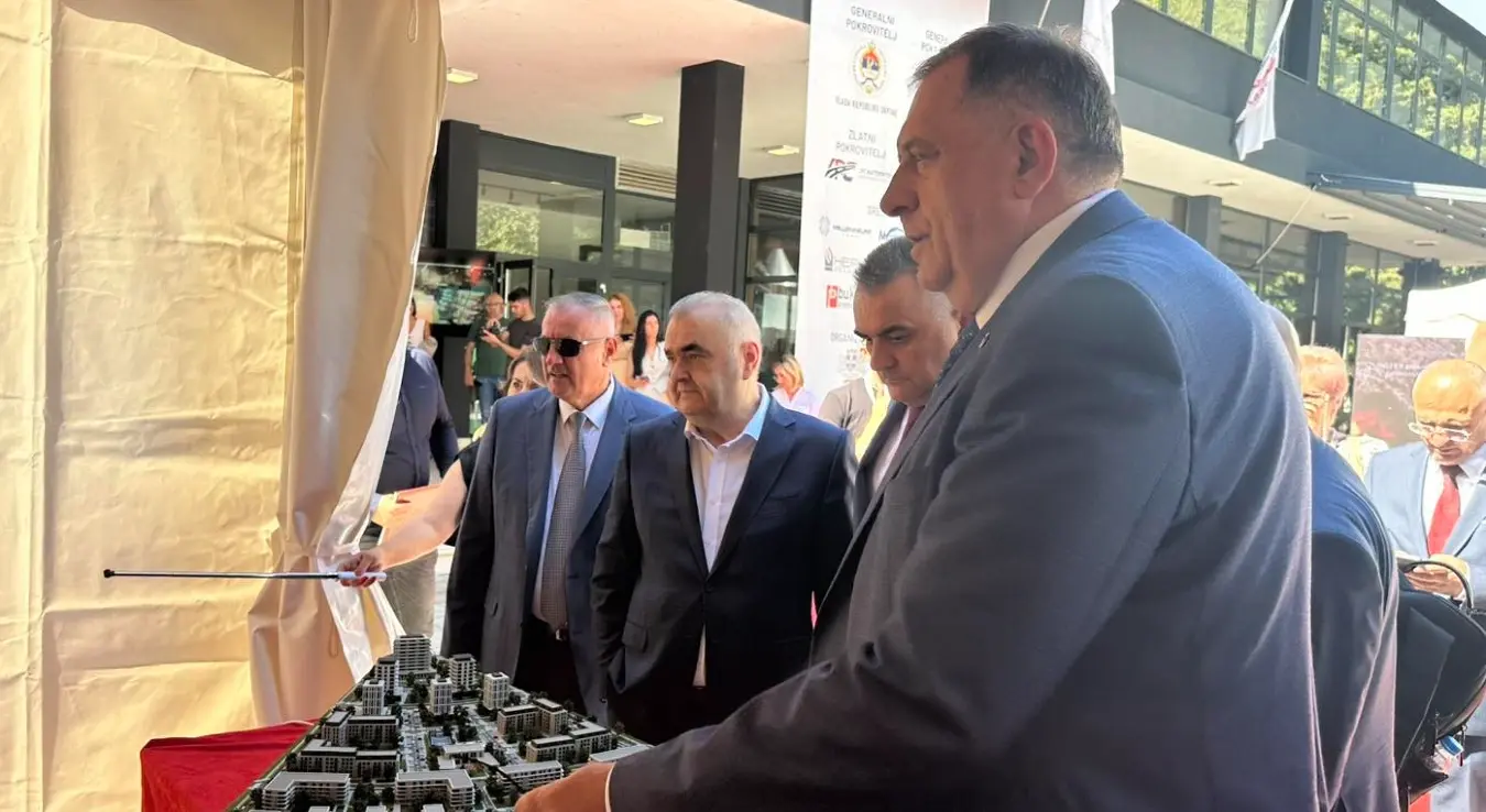 Милорад Додик  на конференцији Градимо регион