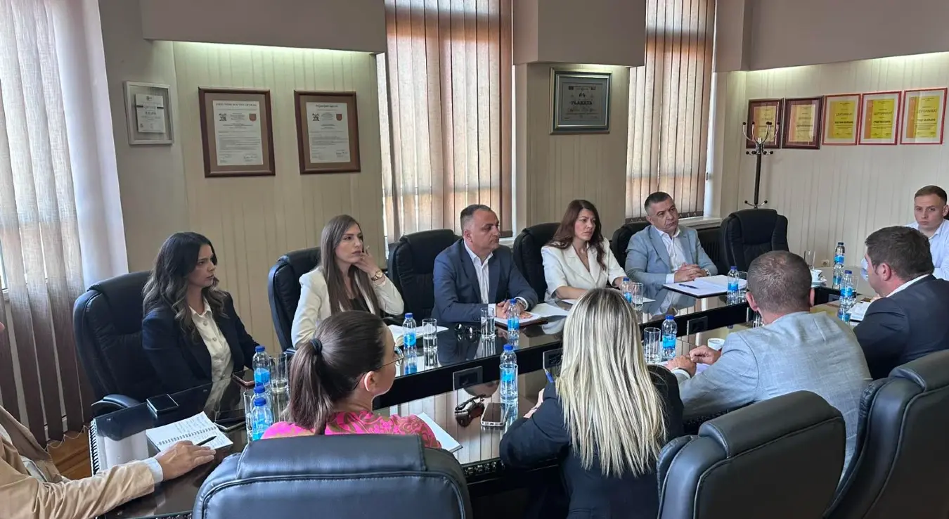 Кузмић и Петровић у Бијељини на састанку