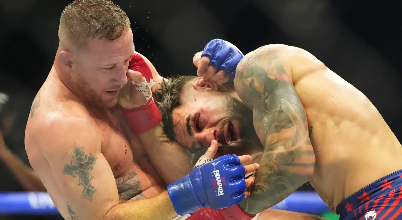 Направио највећу сензацију икада у UFC, па шокирао изјавом: "Зовемо маму вечерас и она ће да одлучи"