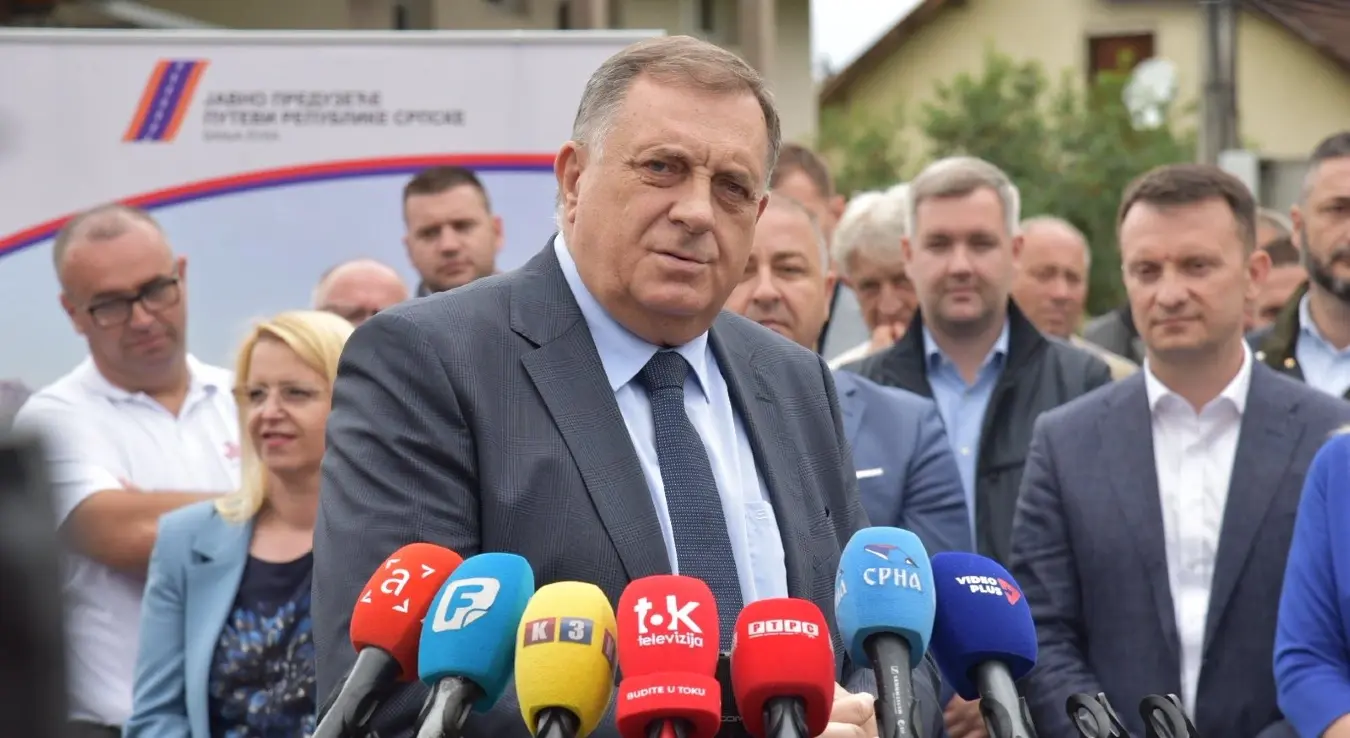 Предсједник СНСД-а Милорад Додик у Драгочају.